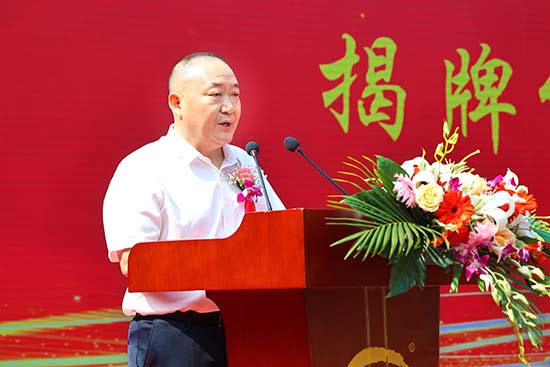 成都新东方高级技工学校步入新台阶,今日正式揭牌