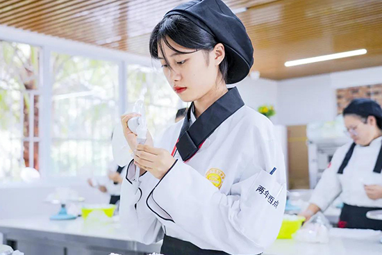 这才是成都新东方学子的样子!