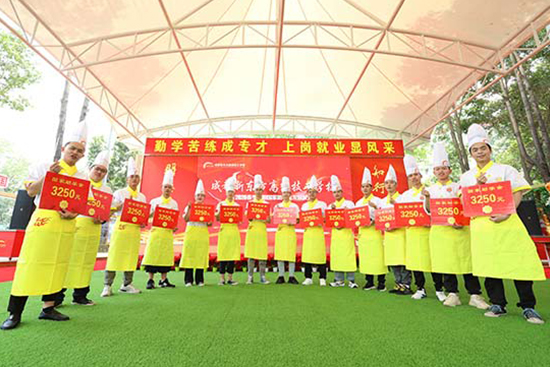 助学在行动,国家助学金颁发典礼
