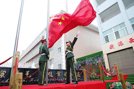 榜样引路促成长 · 三教三训绽放光彩!