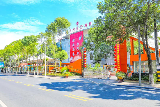 罗振宇跨年演讲特别提到新东方烹饪,到底是因为什么?