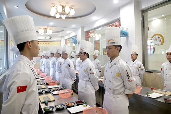 转学?择校?为什么都选择这所职业学校!