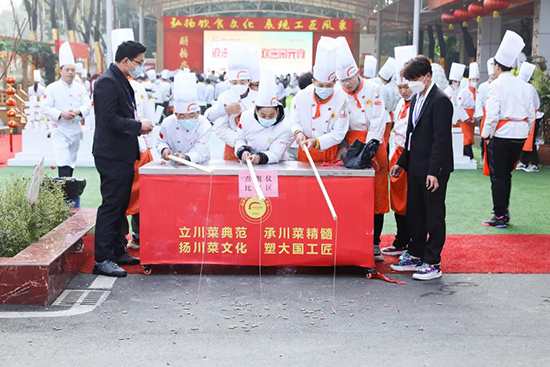 这个灯谜你能猜中吗?成都新东方带你逛游园会