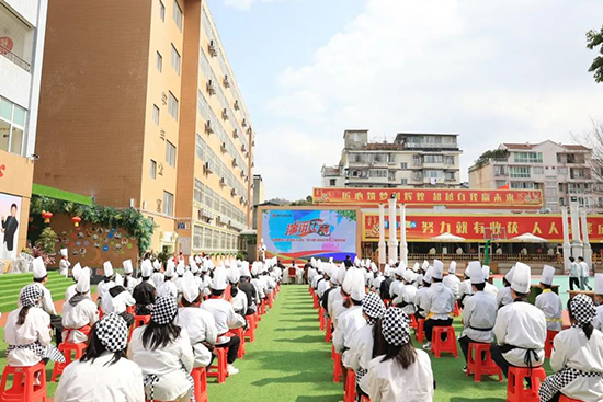 演讲比赛 | 好习惯为成功未来奠基!
