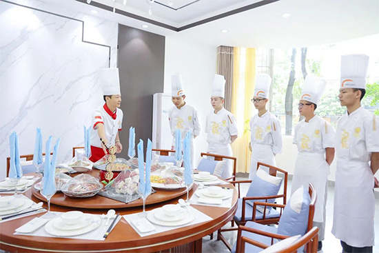 为什么现在职校生那么受欢迎?