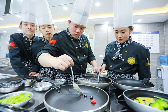 如何让自己在西餐行业更具有竞争力?