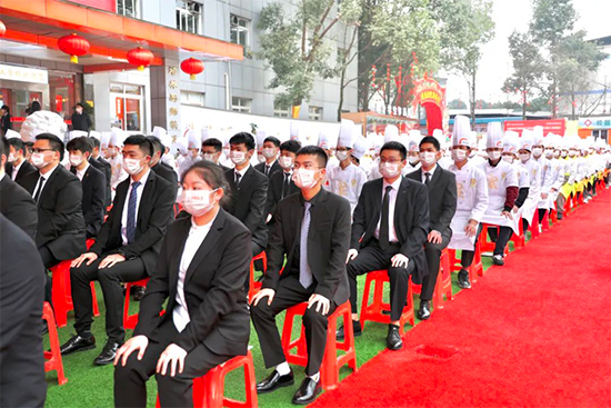 作为职校,我们是如何解决学生就业问题,让学生就业有保障的?