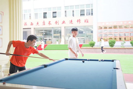 攻略来了!在成都新东方到底怎么玩儿?