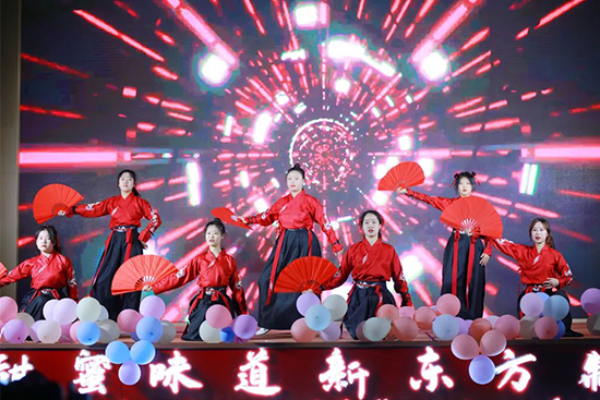 攻略来了!在成都新东方到底怎么玩儿?