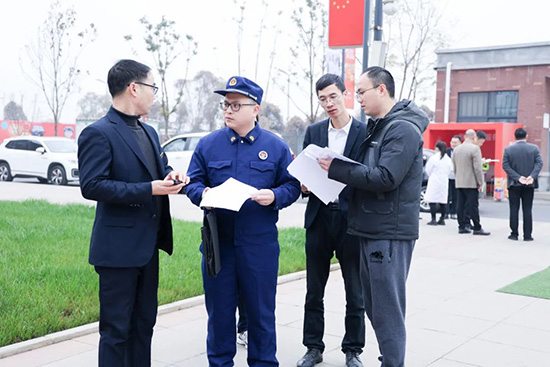 成都市技工院校规范办学评估工作组一行莅临我校开展规范办学评估工作