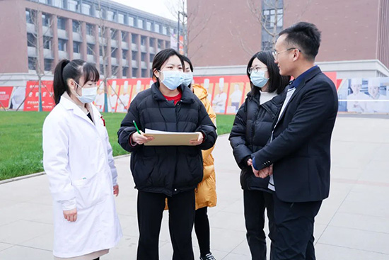成都市技工院校规范办学评估工作组一行莅临我校开展规范办学评估工作