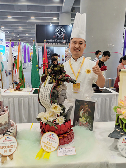 喜报!新东方烹饪教育教师荣获2024第二届亚洲青年烘焙大赛特金奖、金奖